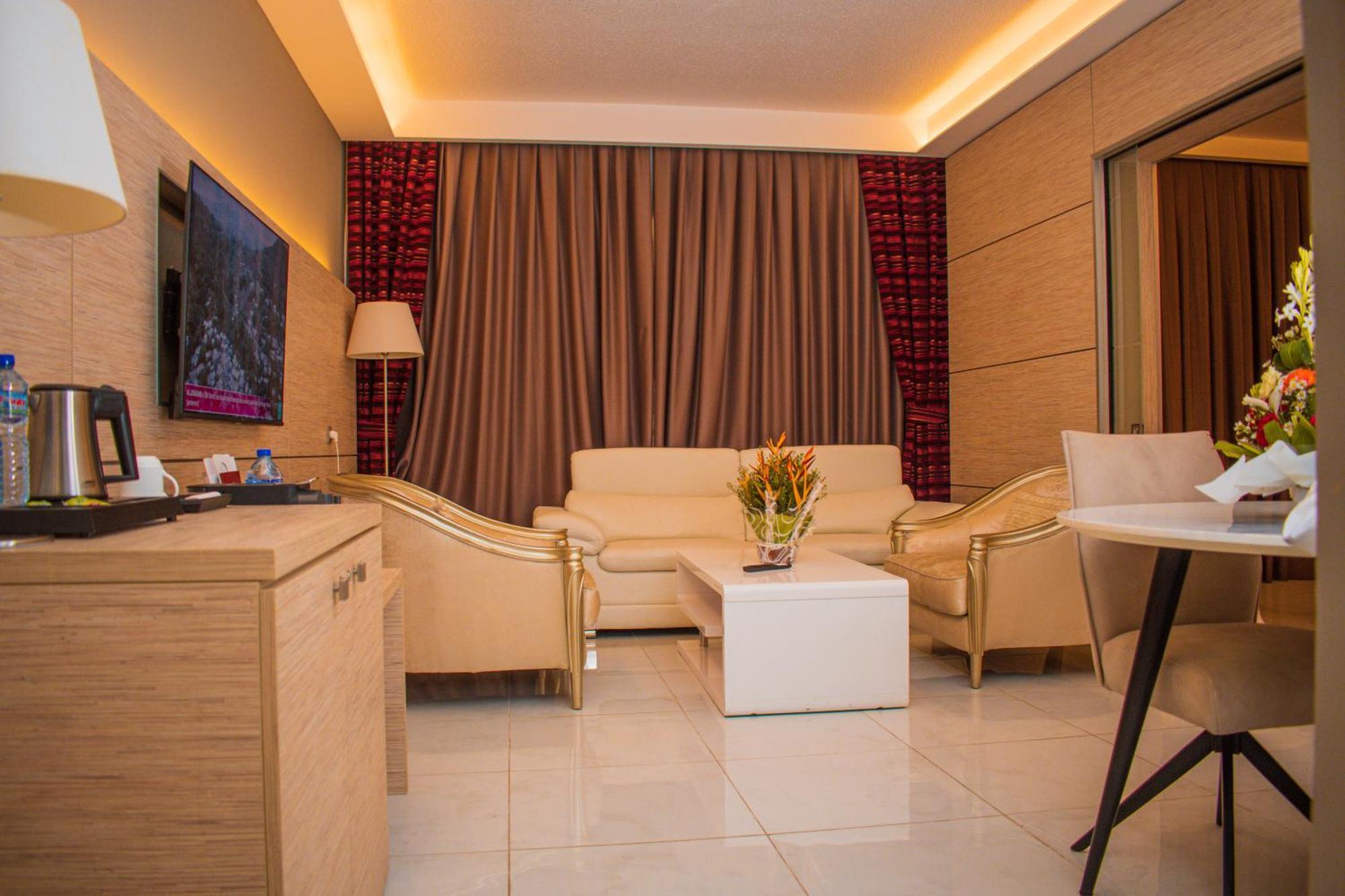 Junior Suite
